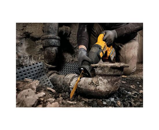 Сабельная пила DeWALT 54В XR FLEXVOLT Li-lon, 0 - 3000 ход/мин (без АКБ и ЗУ) (DCS389N), изображение 3 Сабельная пила DeWALT 54В XR FLEXVOLT Li-lon, 0 - 3000 ход/мин (без АКБ и ЗУ) (DCS389N), изображение 3