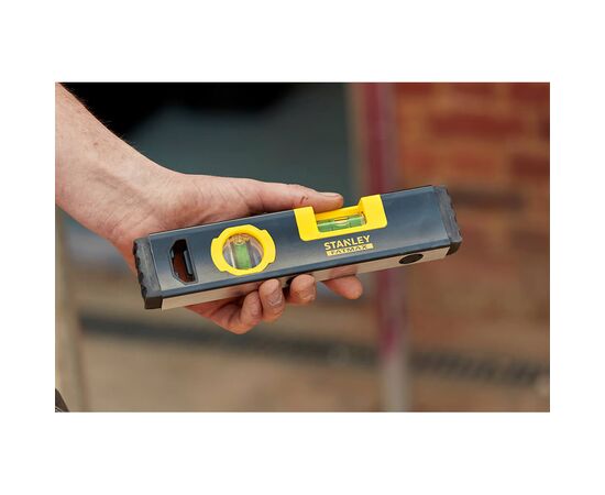 Рівень Stanley Classic Box Level TORPEDO, магнітний, алюмінієвий, 2 капс., L=230 мм (FMHT42884-1), зображення 6 Рівень Stanley Classic Box Level TORPEDO, магнітний, алюмінієвий, 2 капс., L=230 мм (FMHT42884-1), зображення 6