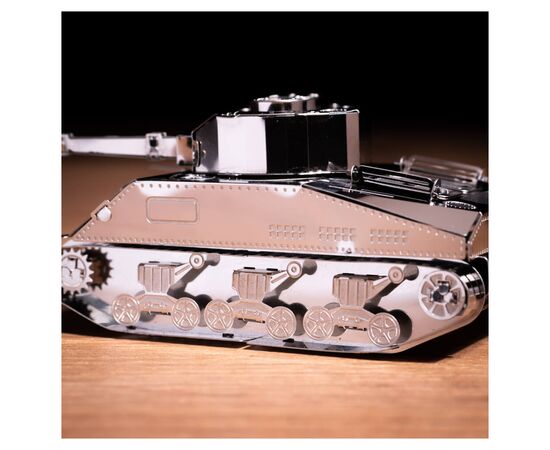 Конструктор Metal Time коллекционная модель M4 Sherman (MT070), изображение 5 Конструктор Metal Time коллекционная модель M4 Sherman (MT070), изображение 5