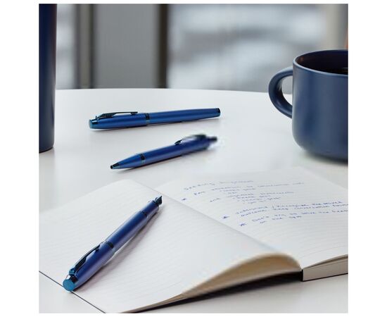 Ручка кулькова Parker IM 17 Professionals Monochrome Blue BP (28 132), зображення 3 Ручка кулькова Parker IM 17 Professionals Monochrome Blue BP (28 132), зображення 3