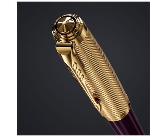Ручка шариковая Parker 51 Deluxe Plum GT BP (57 132), изображение 4 Ручка шариковая Parker 51 Deluxe Plum GT BP (57 132), изображение 4