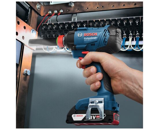 Гайковерт Bosch GDX 180-Li, 2х18 В, M6-M14, кейс (0.601.9G5.223), зображення 2 Гайковерт Bosch GDX 180-Li, 2х18 В, M6-M14, кейс (0.601.9G5.223), зображення 2