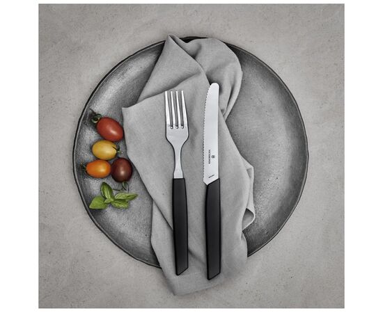 Кухонный нож Victorinox Swiss Modern TomatoSausage 11см Black (6.9003.11W), изображение 3 Кухонный нож Victorinox Swiss Modern TomatoSausage 11см Black (6.9003.11W), изображение 3