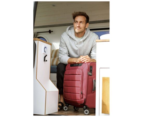 Чемодан Travelite SKAII Red S (TL092647-12), изображение 3 Чемодан Travelite SKAII Red S (TL092647-12), изображение 3