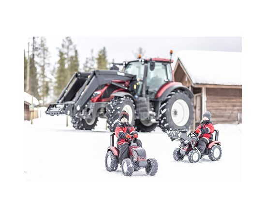 Веломобиль Falk Valtra S4 трактор на педалях с прицепом Красный (4000AB), изображение 3 Веломобиль Falk Valtra S4 трактор на педалях с прицепом Красный (4000AB), изображение 3