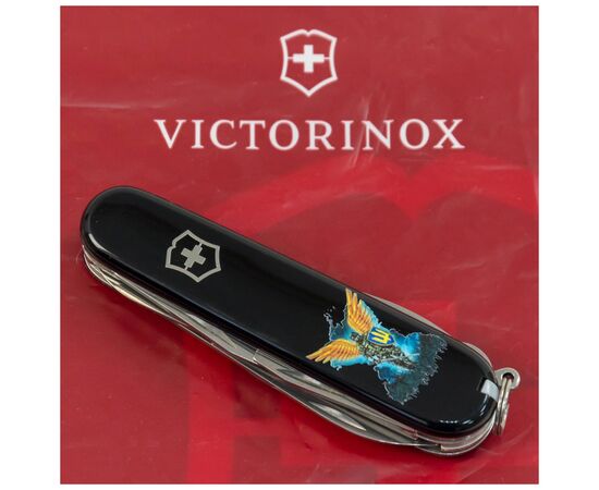 Нож Victorinox Climber Ukraine Black "Янгол ЗСУ" (1.3703.3_T1061u), изображение 2