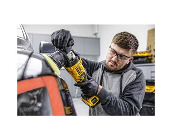 Шлифовальная машина DeWALT полировальная 18В XR Li-Ion, 2x5Ah, кейс TSTAK (DCM848P2), изображение 4 Шлифовальная машина DeWALT полировальная 18В XR Li-Ion, 2x5Ah, кейс TSTAK (DCM848P2), изображение 4