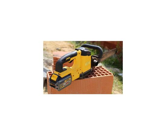 Сабельная пила DeWALT ALLIGATOR, 54В XR FLEXVOLT Li-Ion, полотно 430 мм, 5.6 кг, 2x6Ah,ЗУ (DCS398T2), изображение 3 Сабельная пила DeWALT ALLIGATOR, 54В XR FLEXVOLT Li-Ion, полотно 430 мм, 5.6 кг, 2x6Ah,ЗУ (DCS398T2), изображение 3