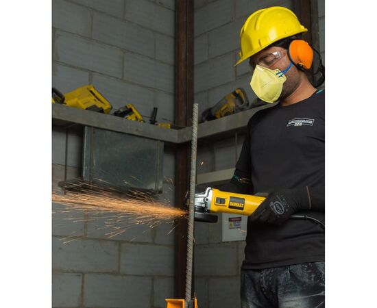 Шліфувальна машина DeWALT 950 Вт, 3000-11000 об/хв, D=125 мм (DWE4119), зображення 7 Шліфувальна машина DeWALT 950 Вт, 3000-11000 об/хв, D=125 мм (DWE4119), зображення 7