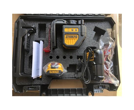 Лазерный нивелир DeWALT 10.8/12В XR Li-Ion, зеленый луч, 2Ah, кейс (DCE088D1G), изображение 4 Лазерный нивелир DeWALT 10.8/12В XR Li-Ion, зеленый луч, 2Ah, кейс (DCE088D1G), изображение 4
