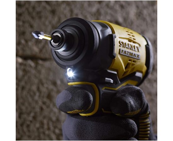 Гайковерт Stanley FatMax, Li-Ion 18В, 2x2Ah, 165 Нм, 2800 об/мин,3100 уд/мин, 3.48 кг, кейс (SFMCF810D2K), изображение 4 Гайковерт Stanley FatMax, Li-Ion 18В, 2x2Ah, 165 Нм, 2800 об/мин,3100 уд/мин, 3.48 кг, кейс (SFMCF810D2K), изображение 4