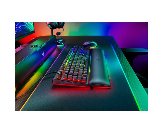 Клавиатура Razer BlackWidow V4 PRO Yellow Switch USB UA Black (RZ03-04681800-R3M1), изображение 8 Клавиатура Razer BlackWidow V4 PRO Yellow Switch USB UA Black (RZ03-04681800-R3M1), изображение 8