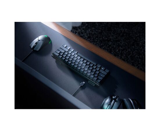 Клавиатура Razer Huntsman mini Analog Optical switch USB UA Black (RZ03-04340100-R3M1), изображение 8 Клавиатура Razer Huntsman mini Analog Optical switch USB UA Black (RZ03-04340100-R3M1), изображение 8