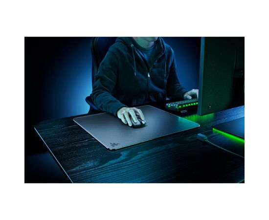 Коврик для мышки Razer Atlas Black (RZ02-04890100-R3M1), изображение 8 Коврик для мышки Razer Atlas Black (RZ02-04890100-R3M1), изображение 8