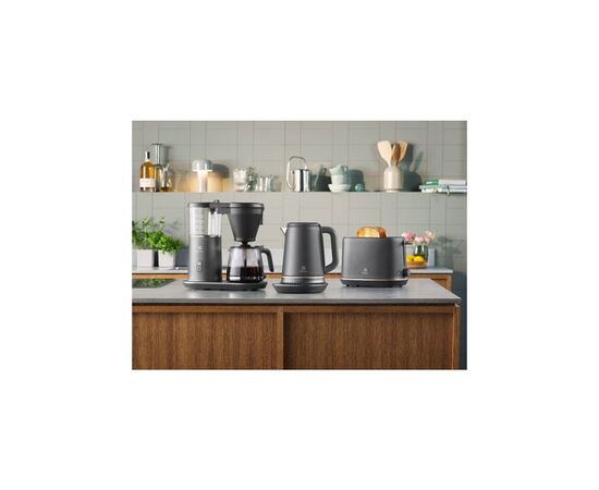 Тостер Electrolux E7T1-6BP, изображение 6 Тостер Electrolux E7T1-6BP, изображение 6