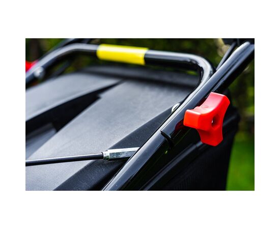 Газонокосилка Graphite бензиновая 3.2кВт (4.35л.с.), 52.5см, 60л, мульчирование, 25-65мм, 36.5кг (52G673), изображение 9 Газонокосилка Graphite бензиновая 3.2кВт (4.35л.с.), 52.5см, 60л, мульчирование, 25-65мм, 36.5кг (52G673), изображение 9