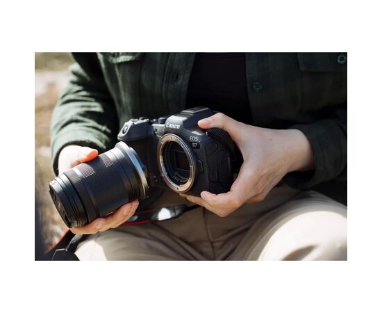 Объектив Canon RF-S 18-150mm f/3.5-6.3 IS STM (5564C005), изображение 5 Объектив Canon RF-S 18-150mm f/3.5-6.3 IS STM (5564C005), изображение 5
