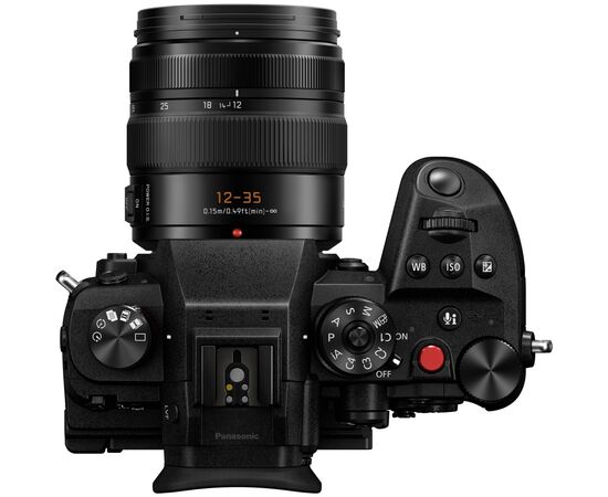 Объектив Panasonic Micro 4/3 Lens 12-35mm f/2.8 ASPH LEICA DG VARIO-ELMARIT (H-ES12035E), изображение 7 Объектив Panasonic Micro 4/3 Lens 12-35mm f/2.8 ASPH LEICA DG VARIO-ELMARIT (H-ES12035E), изображение 7