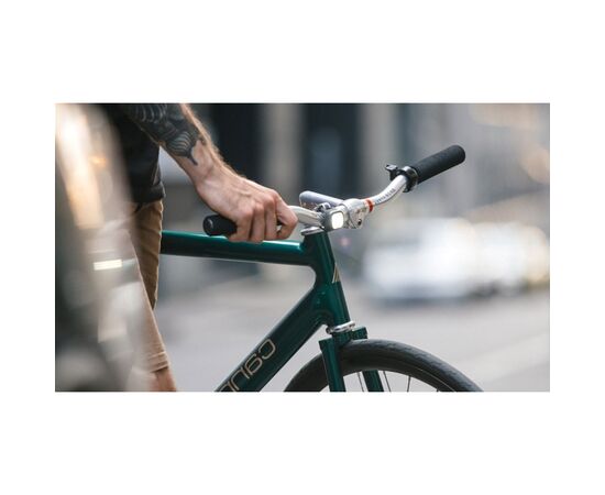 Задняя велофара Knog Blinder Mini Dot Rear 11 Lumens Black (11951), изображение 4 Задняя велофара Knog Blinder Mini Dot Rear 11 Lumens Black (11951), изображение 4