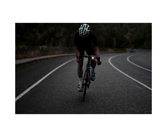 Задняя велофара Knog Blinder Skull Array Rear 100 Lumens (12286), изображение 8 Задняя велофара Knog Blinder Skull Array Rear 100 Lumens (12286), изображение 8
