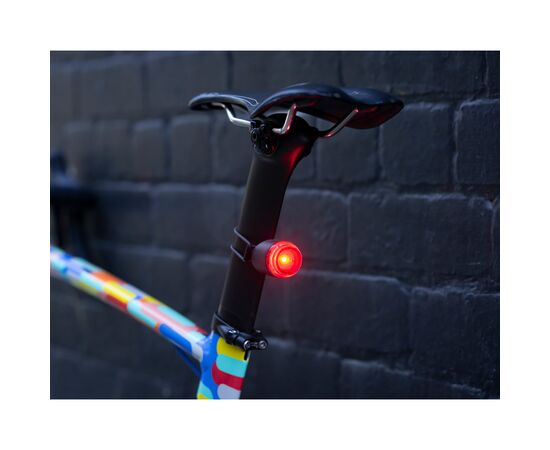 Задняя велофара Knog Plug Rear 10 Lumens Black (12250), изображение 6 Задняя велофара Knog Plug Rear 10 Lumens Black (12250), изображение 6