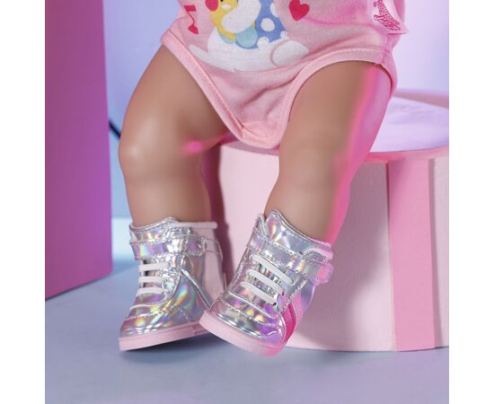 Аксессуар к кукле Zapf Обувь для куклы Baby Born - Серебряные кроссовки (831762), изображение 4 Аксессуар к кукле Zapf Обувь для куклы Baby Born - Серебряные кроссовки (831762), изображение 4