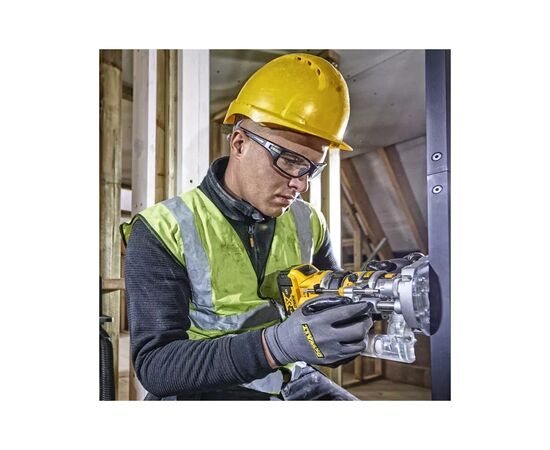 Фрезер DeWALT 18В XR Li-lon, бесщёточный, 16000-25500 об/мин, цанга 6-8 мм, (без АКБ и ЗУ) (DCW604N), изображение 4 Фрезер DeWALT 18В XR Li-lon, бесщёточный, 16000-25500 об/мин, цанга 6-8 мм, (без АКБ и ЗУ) (DCW604N), изображение 4