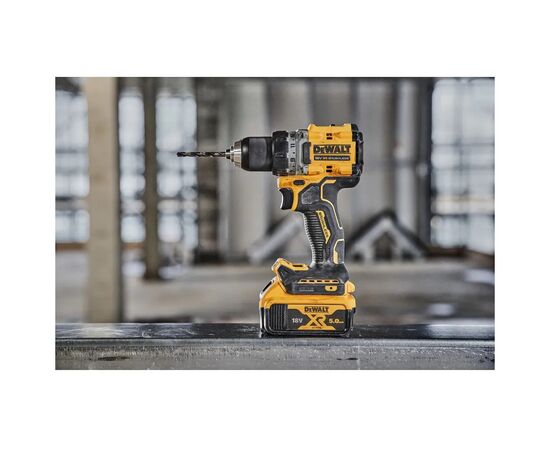 Шуруповерт DeWALT XR Li-Ion 18V 5Ah, 90 Нм, 0-650/0-2000 об/мин (DCD800P2T), изображение 4 Шуруповерт DeWALT XR Li-Ion 18V 5Ah, 90 Нм, 0-650/0-2000 об/мин (DCD800P2T), изображение 4