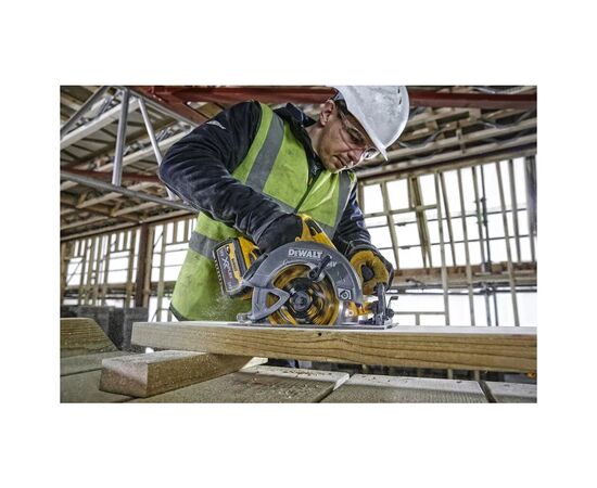 Дисковая пила DeWALT 54V XR FLEXVOLT Li-lon, диск 190х30 мм (без АКБ и ЗУ) (DCS578N), изображение 3 Дисковая пила DeWALT 54V XR FLEXVOLT Li-lon, диск 190х30 мм (без АКБ и ЗУ) (DCS578N), изображение 3
