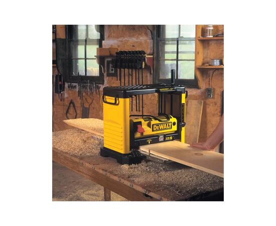 Верстак DeWALT рейсмусный 1800 Вт, 10000 об/мин, вес 33 кг (DW733), изображение 6 Верстак DeWALT рейсмусный 1800 Вт, 10000 об/мин, вес 33 кг (DW733), изображение 6