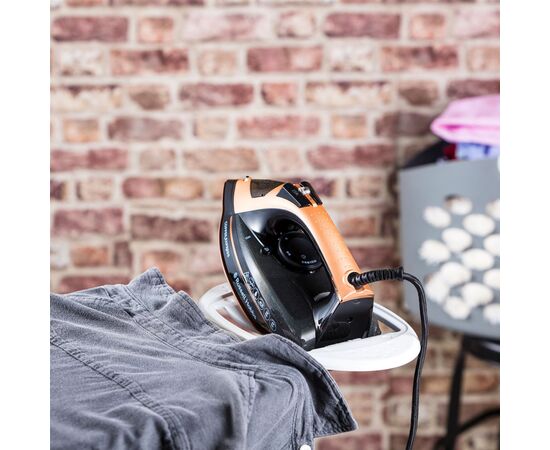 Утюг Russell Hobbs 23975-56, изображение 4 Утюг Russell Hobbs 23975-56, изображение 4