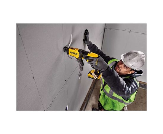 Шуруповерт DeWALT 18V XR Li-Ion, 30/5 Нм, 4400 об/хв (без АКБ та ЗП) (DCF620N), зображення 4 Шуруповерт DeWALT 18V XR Li-Ion, 30/5 Нм, 4400 об/хв (без АКБ та ЗП) (DCF620N), зображення 4