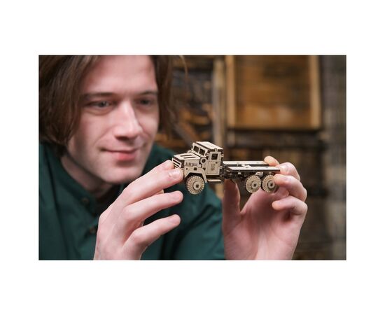 Конструктор Ugears Военный тягач (6337471), изображение 8 Конструктор Ugears Военный тягач (6337471), изображение 8