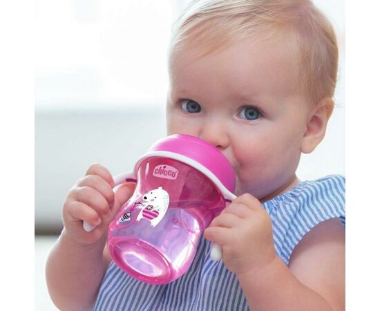 Поильник-непроливайка Chicco Training Cup от 6 месяцев 200 мл Розовый (06921.10.03), изображение 2 Поильник-непроливайка Chicco Training Cup от 6 месяцев 200 мл Розовый (06921.10.03), изображение 2