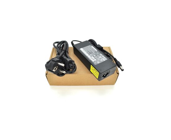 Блок питания к ноутбуку Merlion TOSHIBA 75W 15V 5A, 6.3*3.0 (26325 / LTO75/15-6,36*3,0)