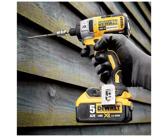 Шуруповерт DeWALT 18V XR Li-Ion, 2x5Ah, бесщеточный, 205 Нм, 3250 об/мин, кейс (DCF887P2), изображение 4 Шуруповерт DeWALT 18V XR Li-Ion, 2x5Ah, бесщеточный, 205 Нм, 3250 об/мин, кейс (DCF887P2), изображение 4