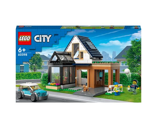 Конструктор LEGO City Семейный дом и электромобиль (60398)