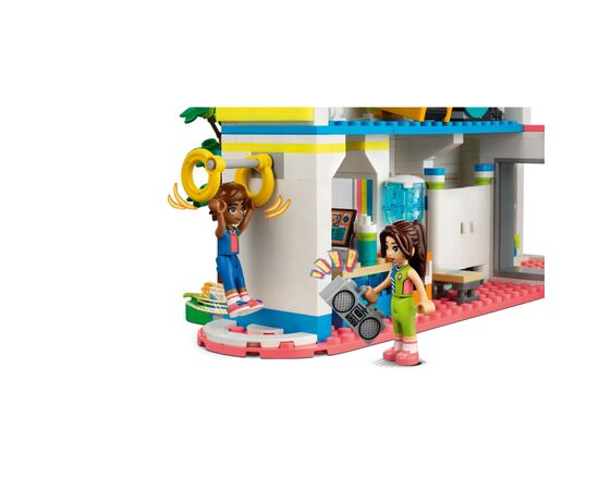 Конструктор LEGO Friends Спорткомплекс 832 деталей (41744), изображение 9