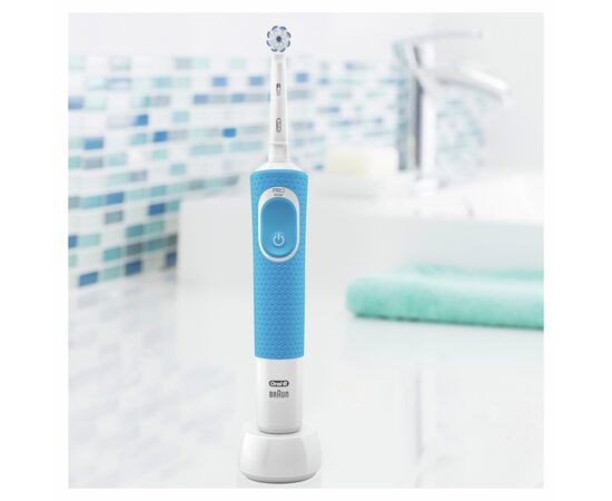 Электрическая зубная щетка Oral-B Vitality D100.413.1 PRO Sens Clean Blue, изображение 7 Электрическая зубная щетка Oral-B Vitality D100.413.1 PRO Sens Clean Blue, изображение 7