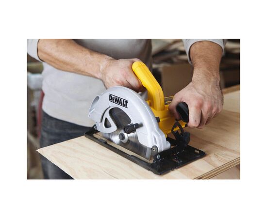 Дисковая пила DeWALT 1350 Вт, диск 184х16 мм, 3.66 кг, кейс (DWE560K), изображение 7 Дисковая пила DeWALT 1350 Вт, диск 184х16 мм, 3.66 кг, кейс (DWE560K), изображение 7