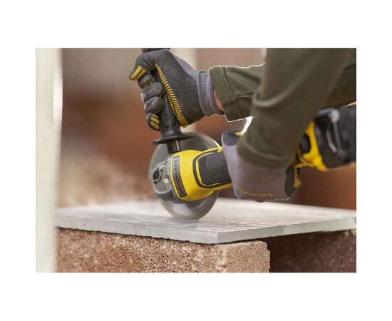 Шлифовальная машина Stanley FatMax, Li-Ion 18V, 9000 об/мин, d=125 мм, 2.66кг (без АКБ и ЗУ) (SFMCG700B), изображение 4 Шлифовальная машина Stanley FatMax, Li-Ion 18V, 9000 об/мин, d=125 мм, 2.66кг (без АКБ и ЗУ) (SFMCG700B), изображение 4