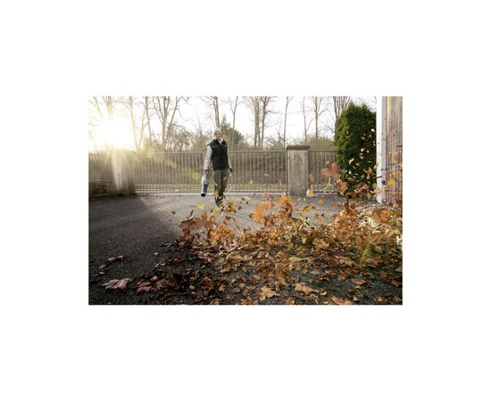 Воздуходувка Karcher LB 930/36 Bp pack, 36В, 6 Аг, 930 куб/г, 14Н, 3 кг (1.042-508.0), изображение 2 Воздуходувка Karcher LB 930/36 Bp pack, 36В, 6 Аг, 930 куб/г, 14Н, 3 кг (1.042-508.0), изображение 2