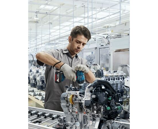 Гайковерт Bosch GDS 18V-400, 2x5Ah, 400 Нм, 0-2500 об/хв, кейс, зажим квадрат, 1.87 кг (0.601.9K0.020), изображение 2 Гайковерт Bosch GDS 18V-400, 2x5Ah, 400 Нм, 0-2500 об/хв, кейс, зажим квадрат, 1.87 кг (0.601.9K0.020), изображение 2
