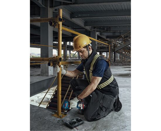 Гайковерт Bosch GDS 18V-400, 2x5Ah, 400 Нм, 0-2500 об/хв, кейс, зажим квадрат, 1.87 кг (0.601.9K0.020), изображение 4 Гайковерт Bosch GDS 18V-400, 2x5Ah, 400 Нм, 0-2500 об/хв, кейс, зажим квадрат, 1.87 кг (0.601.9K0.020), изображение 4