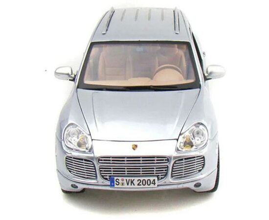 Машина Maisto Porsche Cayenne Exclusive Turbo (1:18) серебристы (31113 silver), изображение 2 Машина Maisto Porsche Cayenne Exclusive Turbo (1:18) серебристы (31113 silver), изображение 2