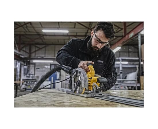 Дисковая пила DeWALT 1600 Вт, диск 190х30 мм, 4.0 кг, кейс (DWE576K), изображение 3 Дисковая пила DeWALT 1600 Вт, диск 190х30 мм, 4.0 кг, кейс (DWE576K), изображение 3
