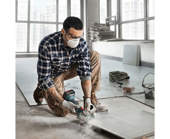 Шлифовальная машина Bosch GWS 180-LI, акум., 18В, 125мм, М14, 1,6кг (без АКБ и ЗУ) (0.601.9H9.020), изображение 5 Шлифовальная машина Bosch GWS 180-LI, акум., 18В, 125мм, М14, 1,6кг (без АКБ и ЗУ) (0.601.9H9.020), изображение 5