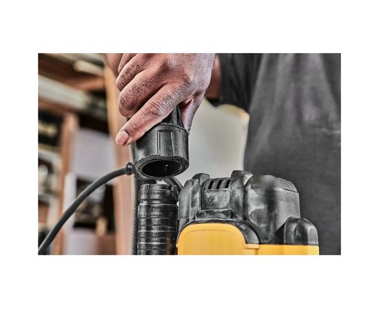 Фрезер DeWALT 2300 Вт, 9000 - 22000 об/мин, цанговый патрон 12 мм, 6.1 кг (DWE625), изображение 3 Фрезер DeWALT 2300 Вт, 9000 - 22000 об/мин, цанговый патрон 12 мм, 6.1 кг (DWE625), изображение 3