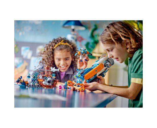 Конструктор LEGO City Глубоководная исследовательская подлодка 842 деталей (60379), изображение 12 Конструктор LEGO City Глубоководная исследовательская подлодка 842 деталей (60379), изображение 12