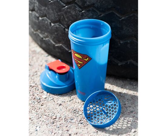 Шейкер спортивный SmartShake Lite 800ml DC Superman (10780601), изображение 3 Шейкер спортивный SmartShake Lite 800ml DC Superman (10780601), изображение 3